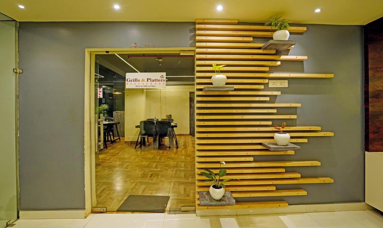 Treebo Golden Nest Hotel Bhubaneswar Exterior photo