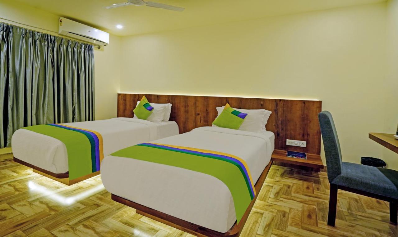 Treebo Golden Nest Hotel Bhubaneswar Exterior photo